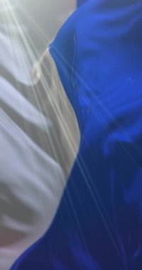 Brescia bayrağı, İtalya. 4K dikey. Döngü