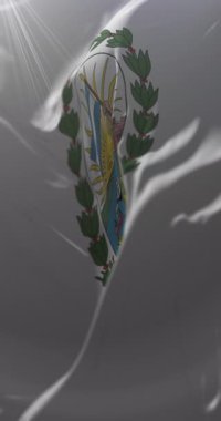 Rosario şehrinin bayrağı, Santa Fe Eyaleti, Arjantin. Döngü. 4K Dikey