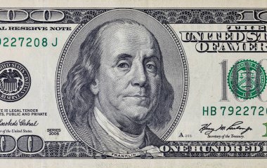 Kağıt banknotların klasik unsurları. Bonistikler. Tasarım amaçlı 100 dolarlık banknotun bir parçası. Amerika Birleşik Devletleri