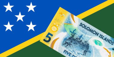 Solomon Adaları 5 Dolar. Polimer banknot, sualtında balık tutan bir adam resmi. Solomon Adalarının Parası.