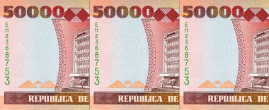 Maputo 'daki Banco de Mocambique binasının görüntüsüne sahip Mozambik 50000 Meticais 2003 banknotu. Mozambik parası