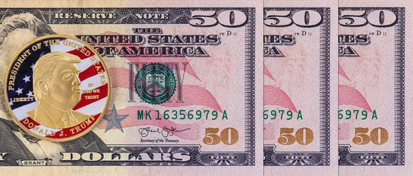 Amerika Birleşik Devletleri 'nin 50 dolarlık banknotunun üzerinde Donald Trump' ın portresi olan sikke. Amerika 'yı Yeniden Harika Yapalım.
