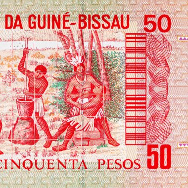 Ulusal kabileleri tasvir eden Gine-Bissau 'nun 50 peso banknotu. Gine-Bissau 'nun kağıt parası..