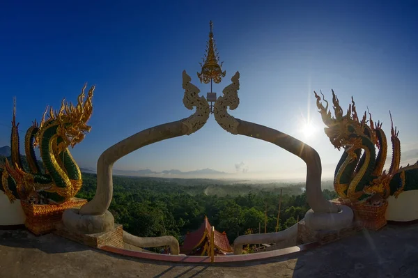 Vista Manhã Miradouro Mae Moh Wat Rattana Khuha Tham Pha — Fotografia de Stock