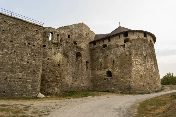 一座古老的中世纪城堡高质量的照片 — 图库照片