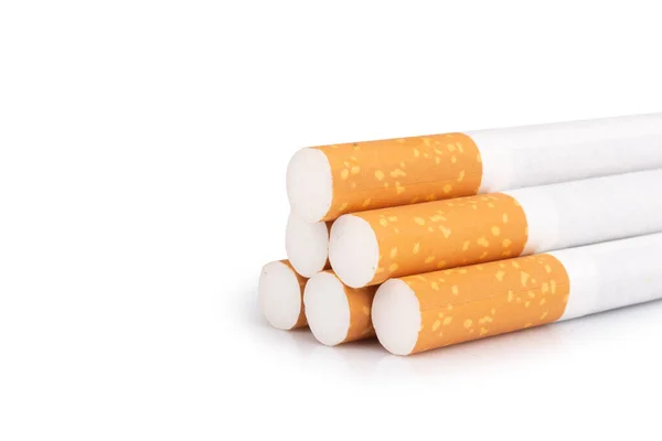 Σωρό Τσιγάρο Απομονώνονται Λευκό Φόντο — Φωτογραφία Αρχείου