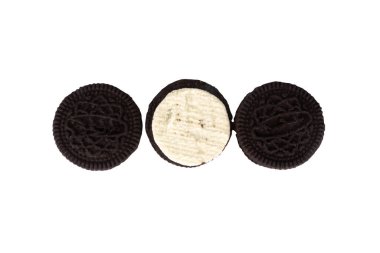 Beyaz arka plan üzerinde izole Oreo.