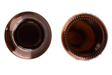 şişe kahverengi üst görünüm alt beyaz arkaplan izole.