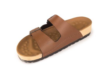 Beyaz arkaplanda izole edilmiş sandaletler.