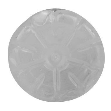 Beyaz arka plan plastiğinde izole edilmiş şişe suyu.