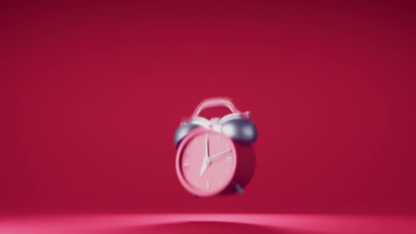 Soyut Döngü Kırmızı Zemin Üzerinde Çalan Retro Kırmızı Alarm Saati — Stok video