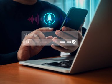 Al sohbet robotu sohbeti ve ses arama otomasyonu, ses tanıma teknolojisi konsepti. Akıllı telefonda dijital ses dalgası ses grafikli kişisel konuşma asistanı teknolojisi.