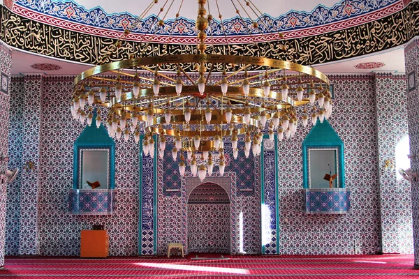 Antalya Turquia Maio 2022 Interior Mesquita Cemile Yusuf Delialioglu Bairro — Fotografia de Stock