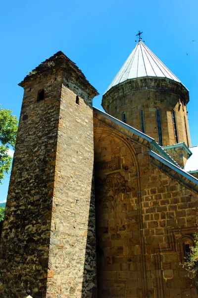 Κάστρο Συγκρότημα Εκκλησία Στον Ποταμό Aragvi Ananuri Γεωργία — Φωτογραφία Αρχείου
