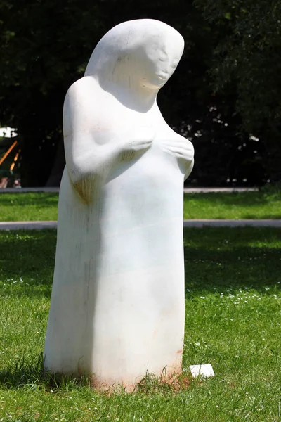 Jena Alemania Mayo 2023 Estatua Lachesis Anne Katrin Altwein Parque —  Fotos de Stock