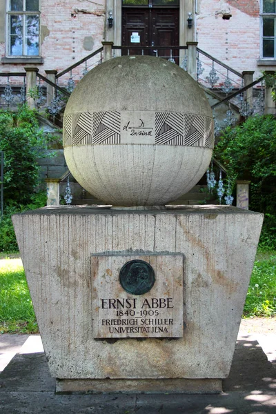 Jena Alemanha Maio 2023 Monumento Físico Cientista Óptico Ernst Abbe — Fotografia de Stock