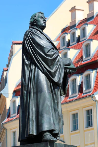 Памятник Мартину Лютеру Новой Рыночной Площади Дрездене Германия — стоковое фото