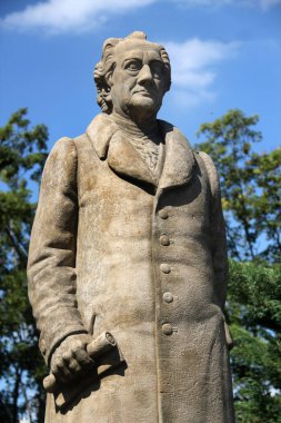 Madalyon, Çek Cumhuriyeti - 10 Ağustos 2023: Alman oyun yazarı, şair ve romancı Johann Wolfgang von Goethe Anıtı. 