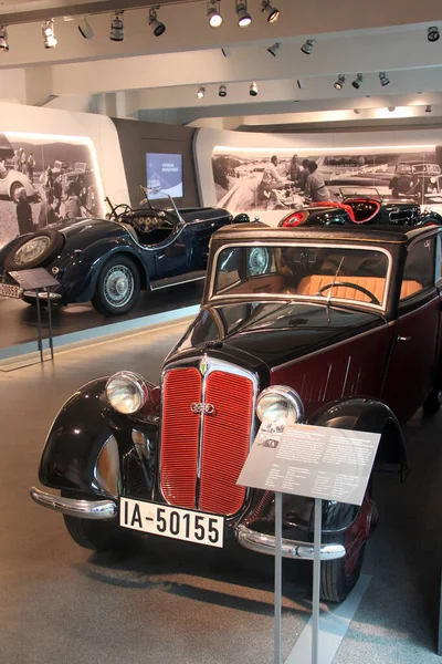 ドイツのツィッカウ 2023年8月20日 DkwフロントF4マイスタークラス 1935年 オートユニオンAgが製造した ツヴィッカウにある8月のホーチ博物館 — ストック写真