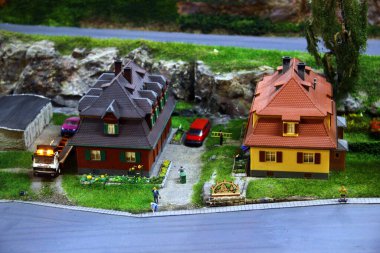 Netzschkau, Almanya - 26 Kasım 2023: Saksonya 'nın Vogtland ilçesinde yerel kulübün demiryolu sergisi. Demiryolu modelliği Almanya 'da popüler bir hobidir..