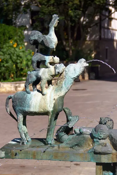 stock image Erfurt, Germany - September 1, 2024: Fountain of Bremen street musicians in Old Town of Erfurt, the capital city of Thuringi