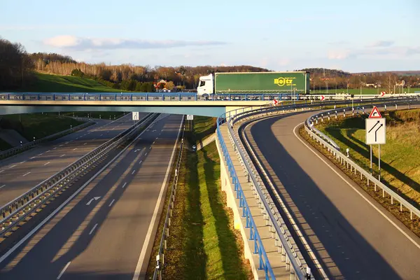 stock image Mosel, Germany - March 25, 2024: View of Federal highway 175. It goes from Greiz in Thuringia to Zwickau and Meissen in Saxony.