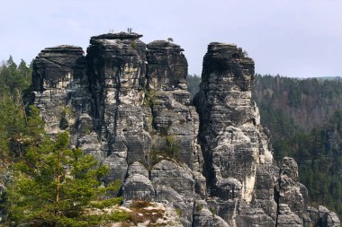 Sakson İsviçre Ulusal Parkı, Almanya 'da Dramatik Kum Taşı Kayalıkları