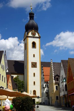 Schwandorf, Almanya - 31 Mayıs 2025: Schwandorf, Bavyera 'daki pazar meydanı