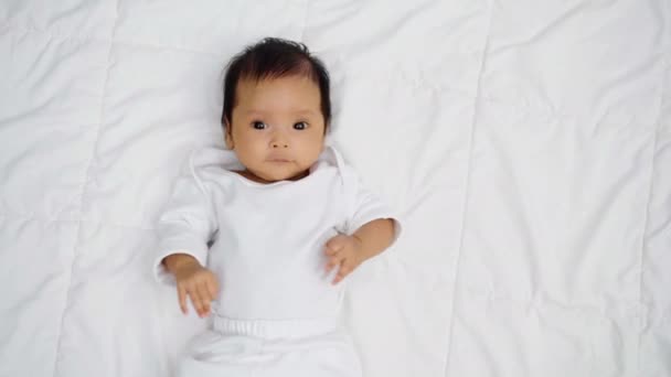 Stress Baby Newborn Lying Bed — Stock Video