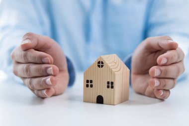 Ev yatırımınızı korumak, emlak sektöründeki güvenlik ve güvenliği kucaklamak, görsel rehber finansal refahı sağlamak.