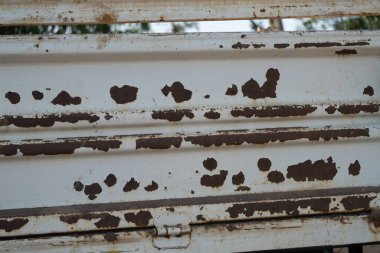 Paslı yüzey yakın çekim endüstriyel alan fotoğrafçılığı açık hava göz seviyesi doku keşfi