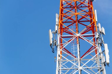 Telekomünikasyon kulesi bakım kentsel altyapı endüstriyel altyapı temiz gökyüzü zemin bağlantı ve teknoloji etkisi