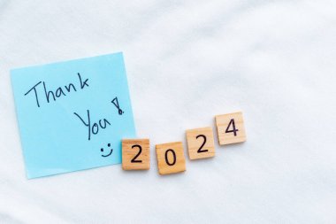 2024 iş değerlendirme merkezi için teşekkür ederim. Dijital içerik, profesyonel çevre, yakın görüş, minnettarlık kavramı.