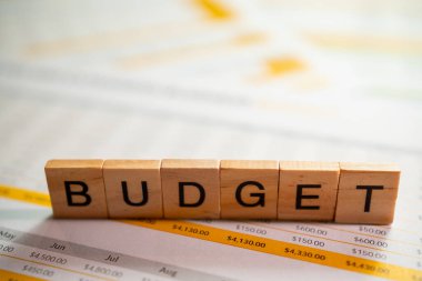 Ofis ortamında etkin iş bütçesi stratejileri hakkında bilgilendirici rehber