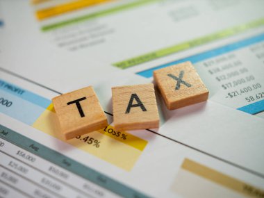 Ticari başarı için vergi hazırlama stratejileri ofis içi finansal raporlar analitik içgörüler