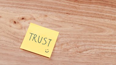 İş dünyasındaki güvenin temel rolünü ve etkilerini araştırın..