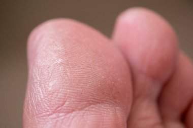 İnsan eli derisinin yapısına detaylı bir bakış yakın çekim içinde benzersiz desenler ve hisler ortaya çıkarıyor..