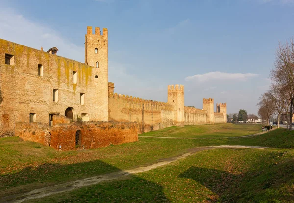 Muros Medievais Montagnana Itália Entre Mais Bem Preservados Europa Fotos De Bancos De Imagens