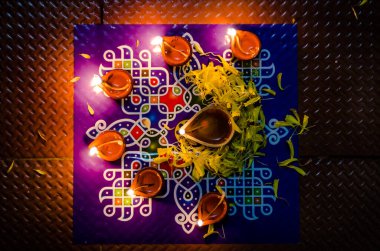 Işık Lambaları ve Rangoli Diwali Festivali