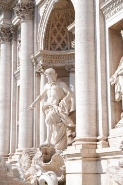 Fontana di Trevi 'nin güzel görüntüsü