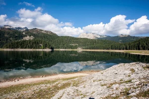 Hermosa Vista Del Lago Negro Ubicación Parque Nacional Durmitor Zabljak — Foto de Stock