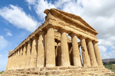 Agrigento, Sicilya, İtalya 3 Mayıs 2024: Agrigento, Sicilya, İtalya 'daki Tapınak Tapınağı