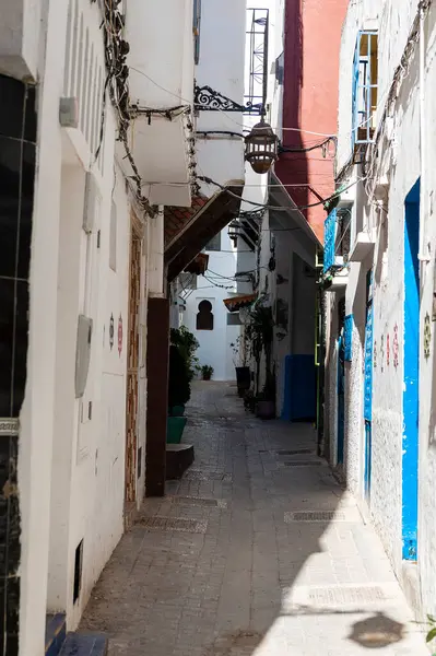 Tangier, Fas Kasbah 'ın tipik sokağı.