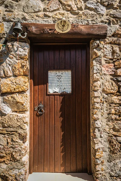 Παραδοσιακή Κλειδαριά Πόρτα Από Ξύλο Στο Παλιό Χωριό Schist Της — Φωτογραφία Αρχείου