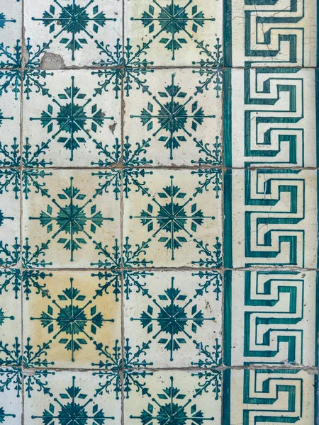 Traditional Green Ornate Portuguese Decorative Tiles Azulejos — Zdjęcie stockowe