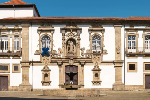 Eski Santa Clara Manastır Binasındaki Guimaraes Belediye Binası Unesco Dünya — Stok fotoğraf