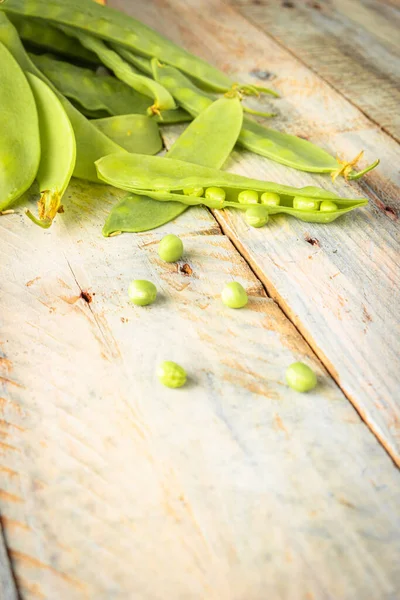 Fresh Green Peas Pods Green Peas Sprouts Green Wooden Background — Stock Photo, Image