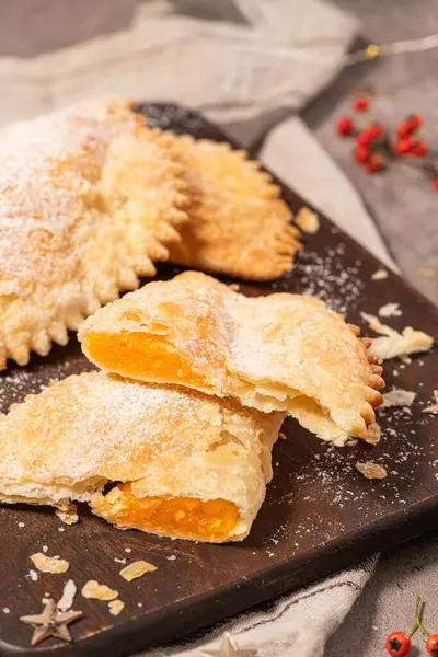 Vila Real, Portekiz 'den geleneksel Portekiz usulü Cristas de Galo tatlısı.