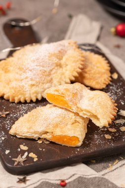 Vila Real, Portekiz 'den geleneksel Portekiz usulü Cristas de Galo tatlısı.