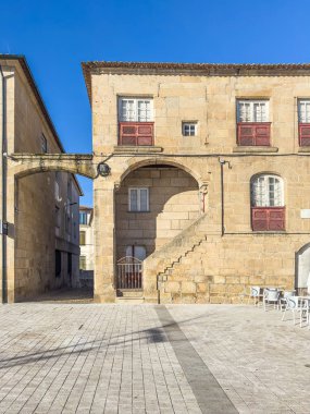 Vila Real, Portekiz; 23 Kasım 2023: Diogo Cao 'nun doğduğu eski ev, en önemli Alto Douro şehri olan Vila Real' den bir Portekizli seyir subayı.